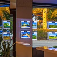Vitrinemedia VM Wall en VMW two